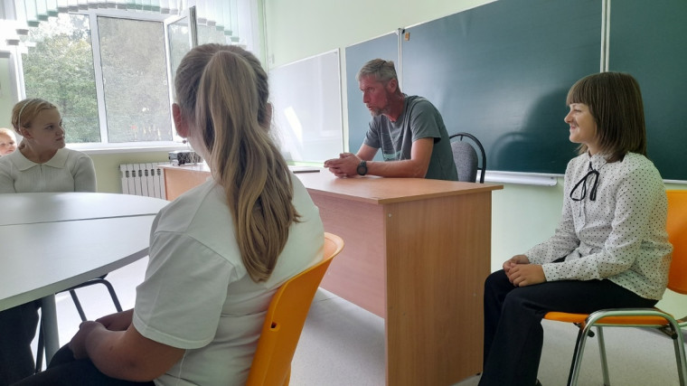 Встреча с волонтером СВО.